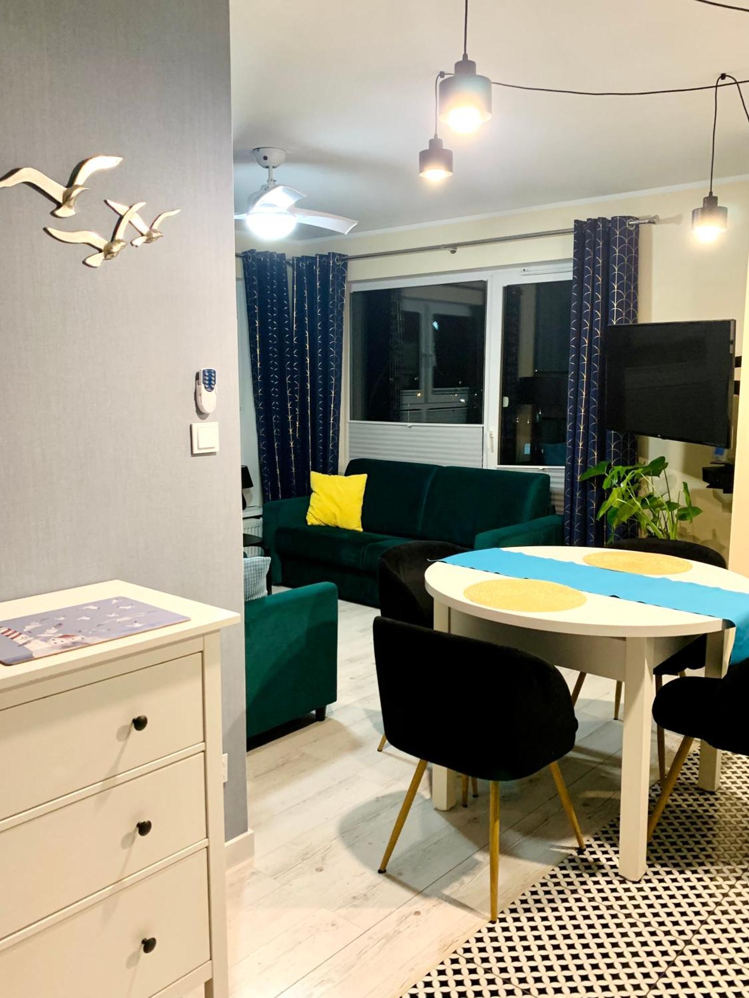 Caloroczny Apartament Perlowa Przystan Kolberg Exterior foto